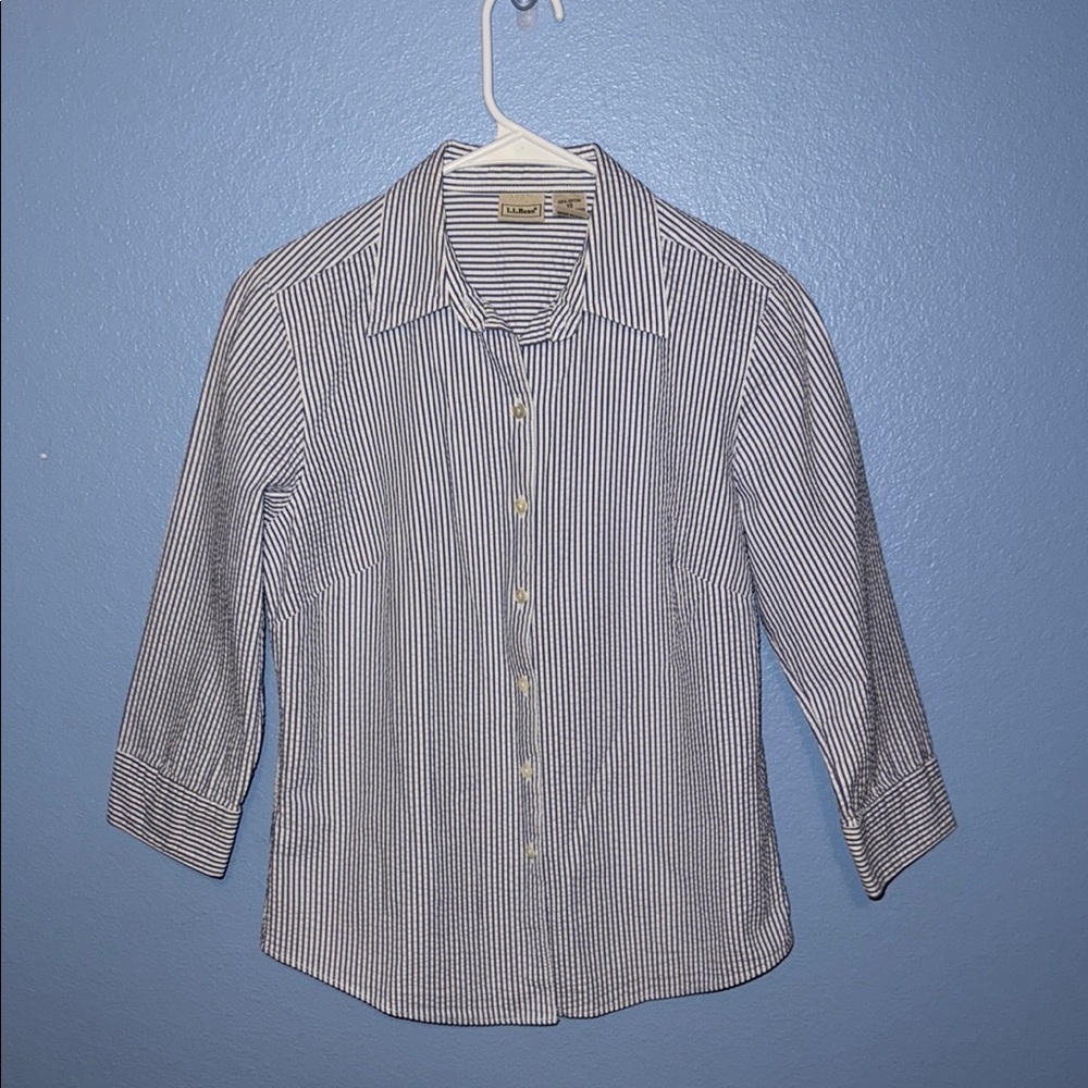 L.L. Bean Blue Striped Seersucker Button Down Shirt 3/4 Sleeves - XS. B7